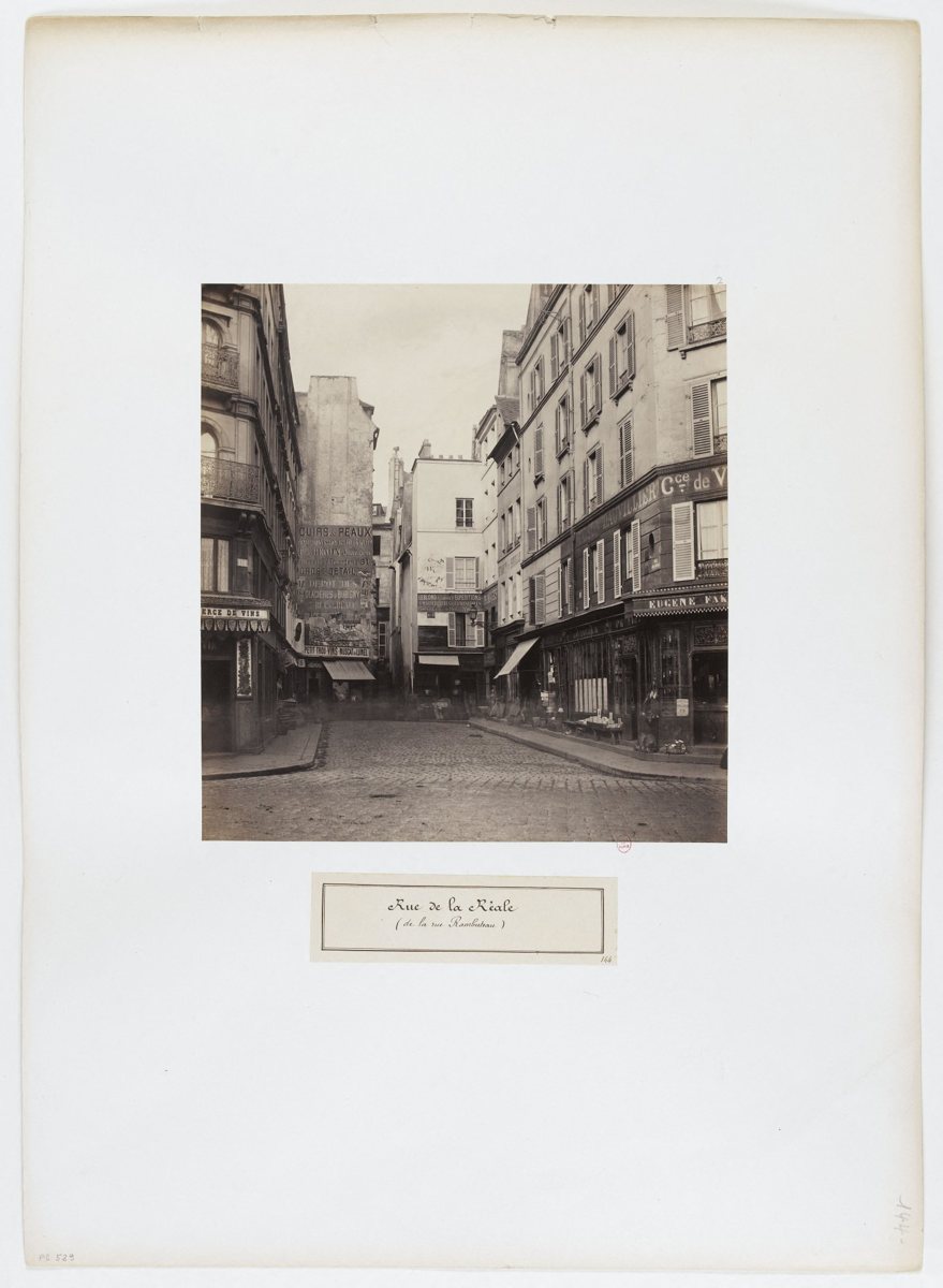 Vue ancienne depuis la rue Rambuteau vers la rue de la Réale